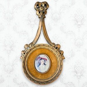 RARE! Vintage Victorian Cameo Creations Banjo Frame Portrait Wall Art